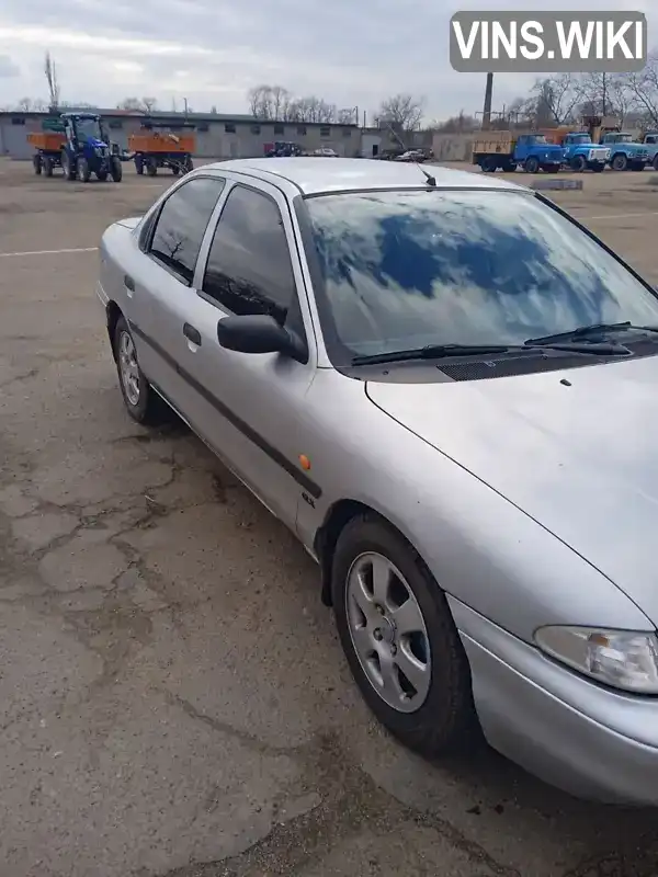 WF0FXXGBBFPU77899 Ford Mondeo 1993 Седан 1.8 л. Фото 3