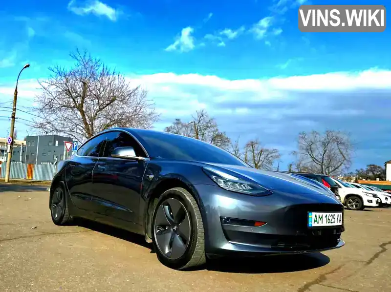 Седан Tesla Model 3 2018 null_content л. Автомат обл. Житомирская, Житомир - Фото 1/21