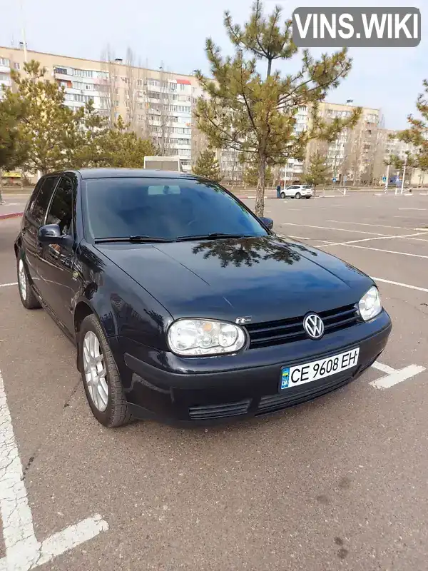 Хетчбек Volkswagen Golf 2000 1.6 л. Ручна / Механіка обл. Миколаївська, Миколаїв - Фото 1/21