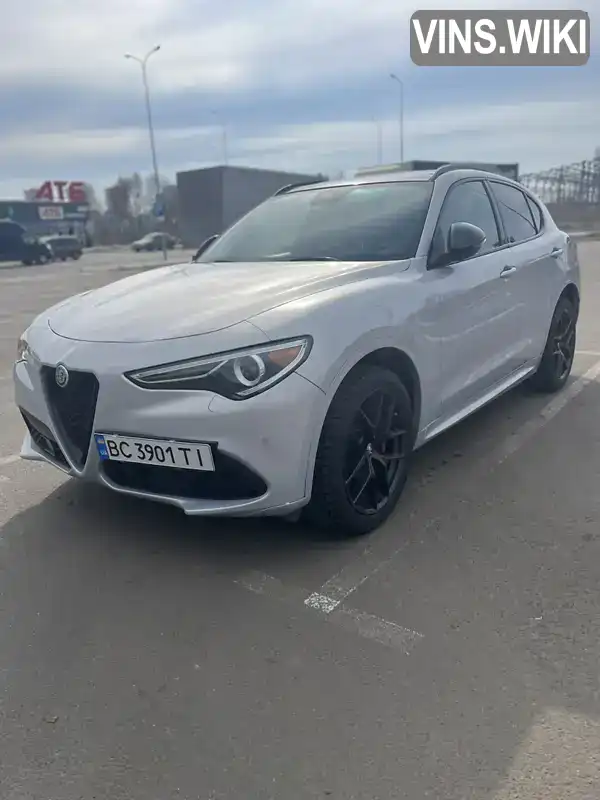 Позашляховик / Кросовер Alfa Romeo Stelvio 2020 2 л. Автомат обл. Київська, Київ - Фото 1/8