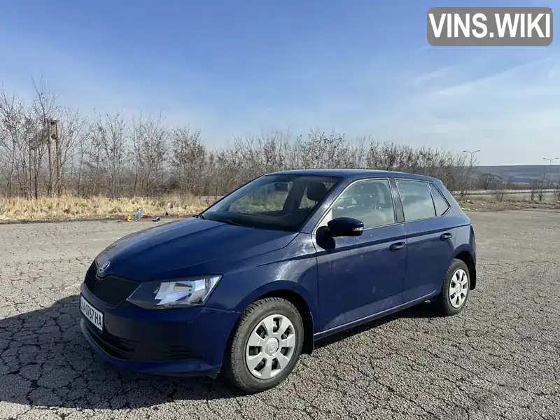 Хетчбек Skoda Fabia 2017 1.2 л. Ручна / Механіка обл. Дніпропетровська, Дніпро (Дніпропетровськ) - Фото 1/12