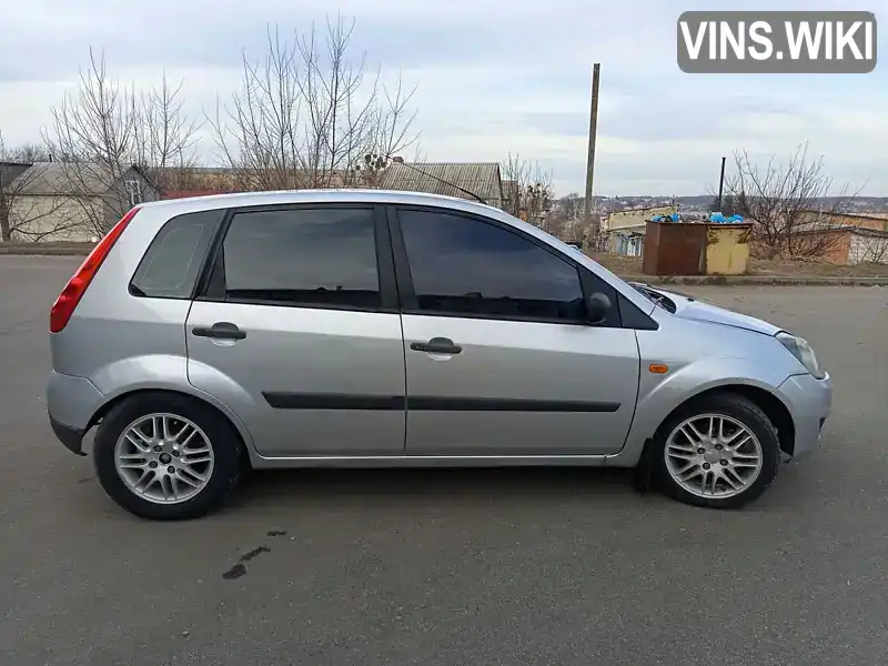 Хэтчбек Ford Fiesta 2006 1.24 л. Ручная / Механика обл. Киевская, Богуслав - Фото 1/11