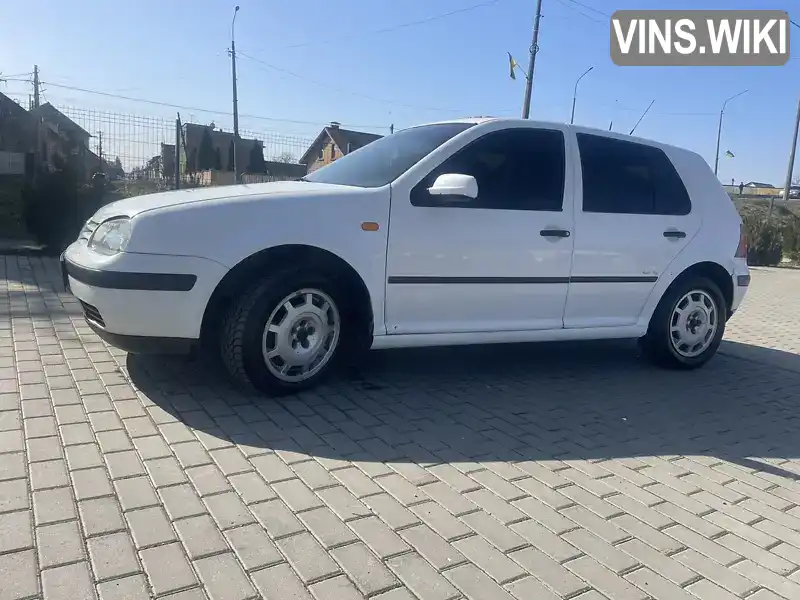 Хетчбек Volkswagen Golf 1998 1.39 л. Ручна / Механіка обл. Закарпатська, Мукачево - Фото 1/12