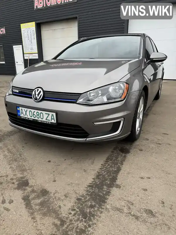 Хетчбек Volkswagen e-Golf 2015 null_content л. Автомат обл. Харківська, Харків - Фото 1/11