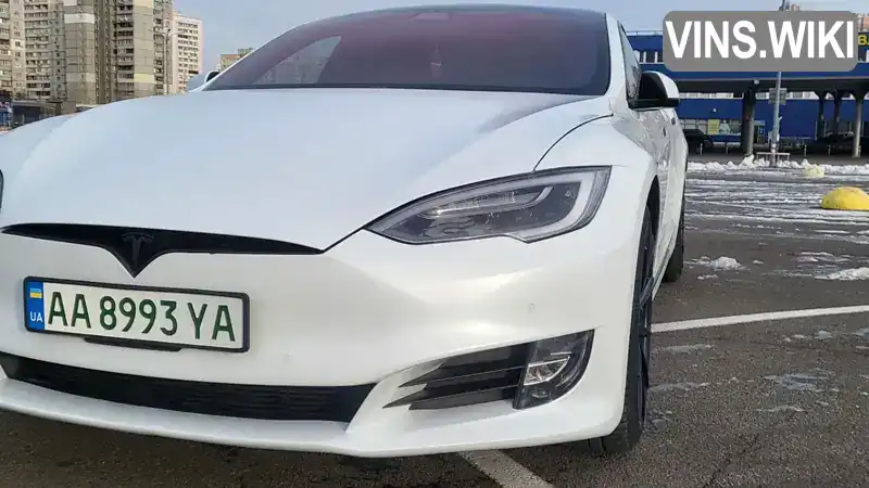 5YJSA1E22JF282683 Tesla Model S 2018 Ліфтбек  Фото 3