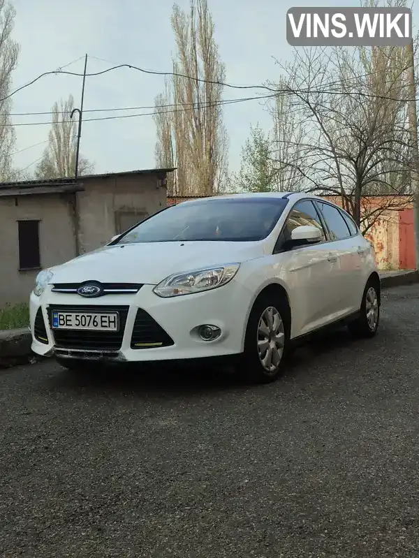 WF0KXXGCBKES21826 Ford Focus 2014 Хетчбек 1 л. Фото 1