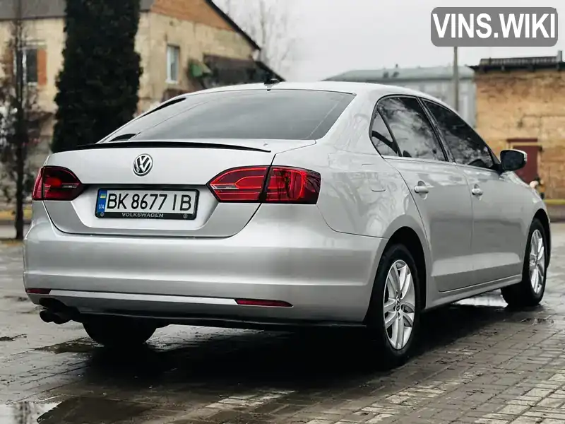 3VWGX7AJ5BM382825 Volkswagen Jetta 2011 Седан 2.5 л. Фото 6