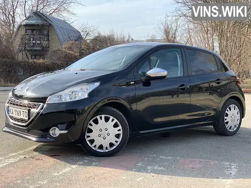 Хетчбек Peugeot 208 2015 1.2 л. Ручна / Механіка обл. Київська, Київ - Фото 1/21