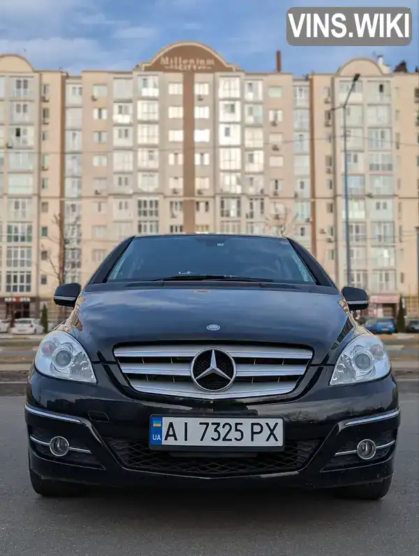 Хэтчбек Mercedes-Benz B-Class 2010 2.03 л. Вариатор обл. Киевская, Киев - Фото 1/21