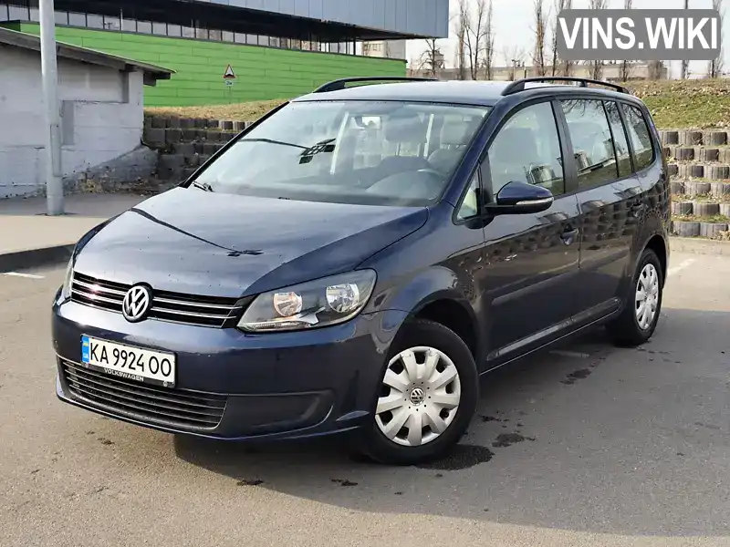 Минивэн Volkswagen Touran 2011 1.2 л. Ручная / Механика обл. Киевская, Киев - Фото 1/21