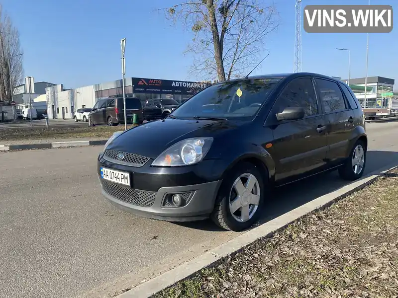 WF0HXXGAJH8A39465 Ford Fiesta 2008 Хетчбек 1.39 л. Фото 1