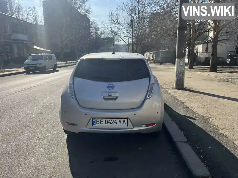 1N4AZ0CP2EC339115 Nissan Leaf 2014 Хэтчбек  Фото 4