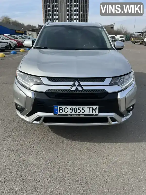 Позашляховик / Кросовер Mitsubishi Outlander 2018 2 л. Варіатор обл. Львівська, Львів - Фото 1/21