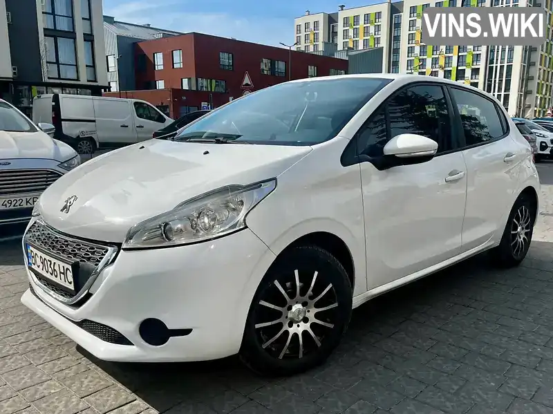 Хетчбек Peugeot 208 2014 1.2 л. Робот обл. Львівська, Львів - Фото 1/21