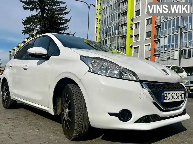 VF3CCHMZ0ET169997 Peugeot 208 2014 Хетчбек 1.2 л. Фото 2