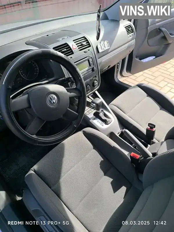 Хэтчбек Volkswagen Golf 2005 1.6 л. Автомат обл. Донецкая, Краматорск - Фото 1/15