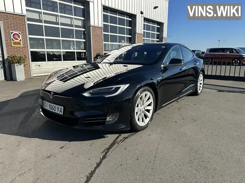 Ліфтбек Tesla Model S 2016 null_content л. обл. Київська, Київ - Фото 1/19