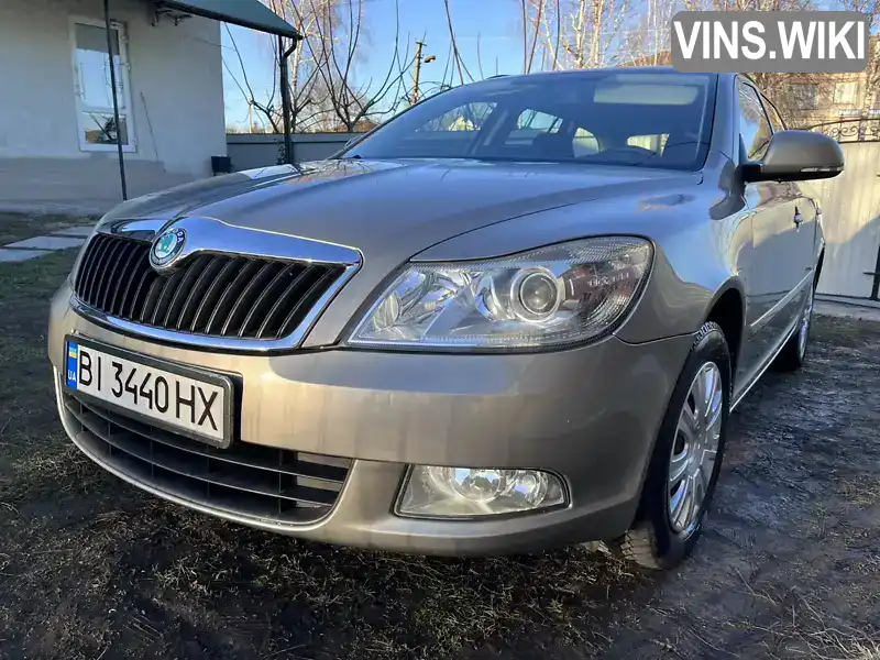 Универсал Skoda Octavia 2011 1.6 л. Робот обл. Полтавская, Чернухи - Фото 1/21