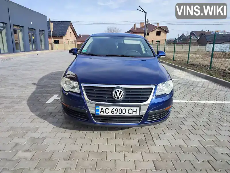 Седан Volkswagen Passat 2005 1.6 л. Ручна / Механіка обл. Волинська, Луцьк - Фото 1/21