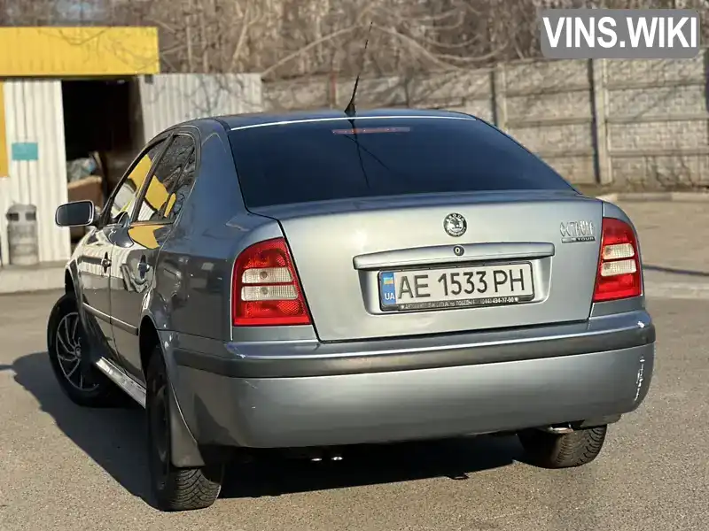 TMBDK41U85B014695 Skoda Octavia 2004 Лифтбек 1.6 л. Фото 4