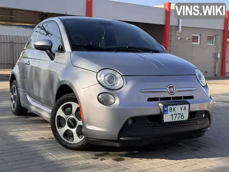 Хэтчбек Fiat 500e 2015 null_content л. Автомат обл. Ровенская, Ровно - Фото 1/21