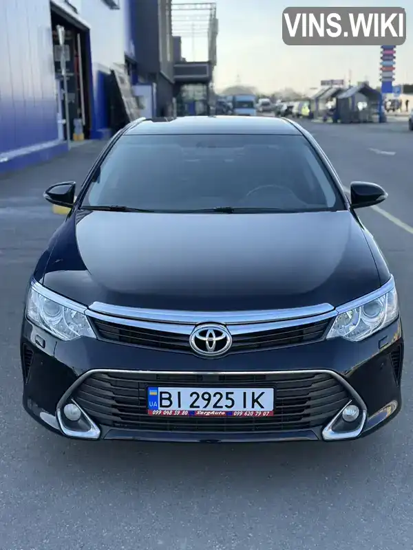 Седан Toyota Camry 2015 2.49 л. Автомат обл. Полтавская, Полтава - Фото 1/21