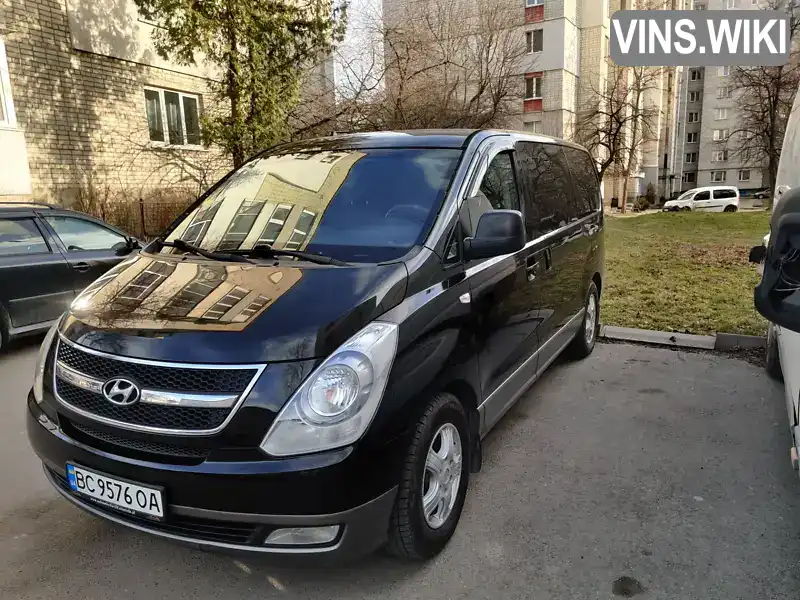 KMHWH81JABU304520 Hyundai H-1 2010 Мінівен 2.5 л. Фото 2