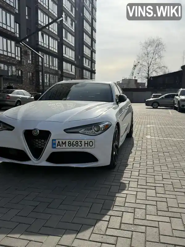 Седан Alfa Romeo Giulia 2020 2 л. Автомат обл. Житомирська, Житомир - Фото 1/15