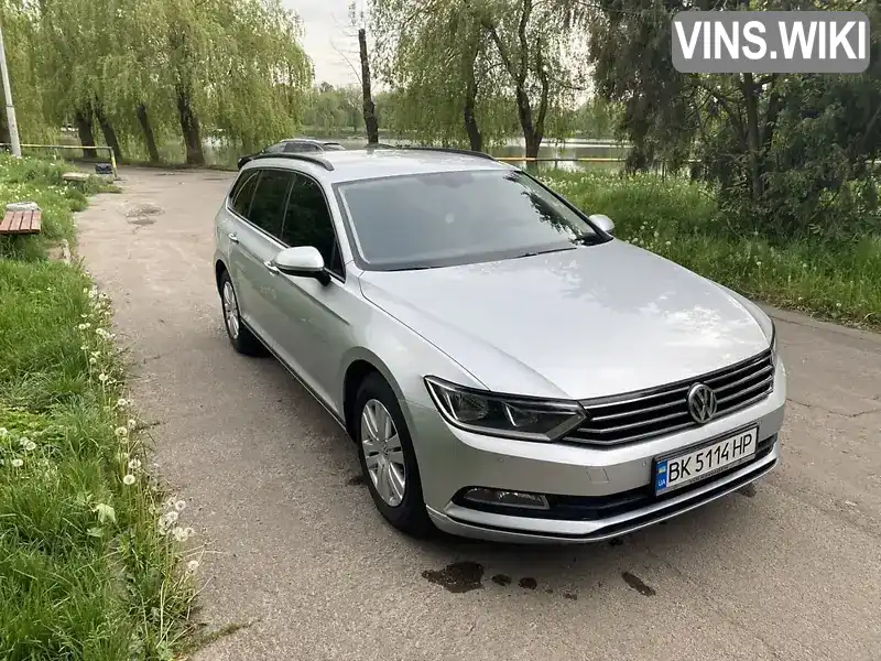 Універсал Volkswagen Passat 2017 1.6 л. Автомат обл. Рівненська, Рівне - Фото 1/13