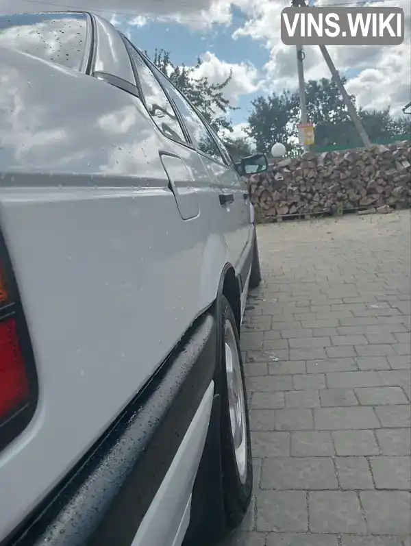 WVWZZZ31ZKB111205 Volkswagen Passat 1990 Седан  Фото 6