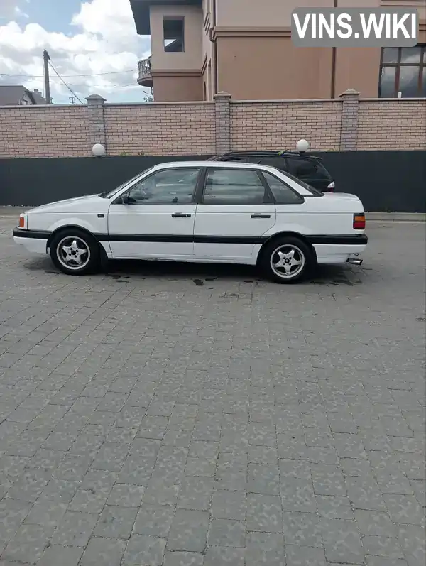 WVWZZZ31ZKB111205 Volkswagen Passat 1990 Седан  Фото 9