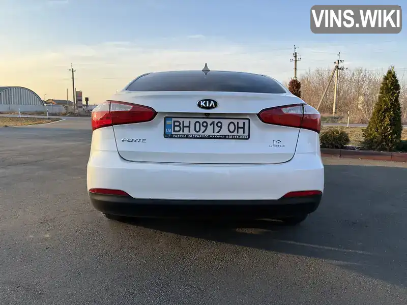 KNAFX4A65G5549817 Kia Forte 2015 Седан 1.8 л. Фото 3