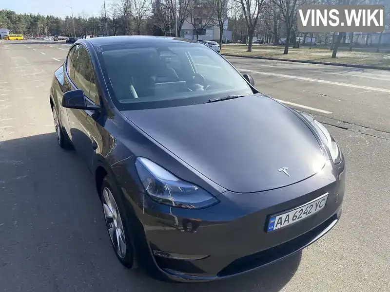 Позашляховик / Кросовер Tesla Model Y 2024 null_content л. Автомат обл. Київська, Київ - Фото 1/21