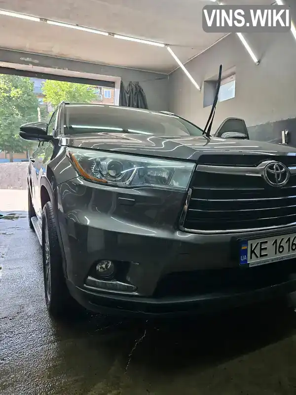 Позашляховик / Кросовер Toyota Highlander 2014 3.5 л. Автомат обл. Черкаська, Черкаси - Фото 1/18