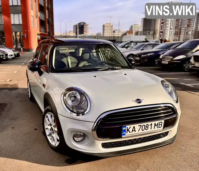 Хэтчбек MINI Hatch 2018 1.5 л. Автомат обл. Киевская, Киев - Фото 1/21