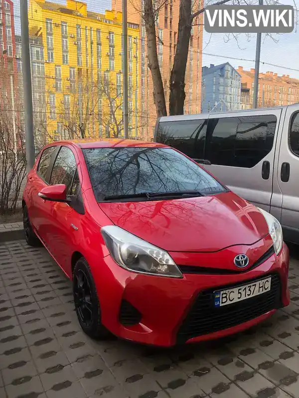 Хэтчбек Toyota Yaris 2014 1.5 л. Автомат обл. Киевская, Киев - Фото 1/12