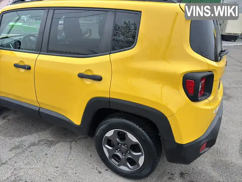 ZACCJBABXJPH31763 Jeep Renegade 2018 Позашляховик / Кросовер 2.4 л. Фото 5