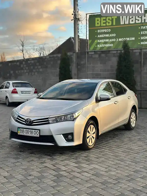 Седан Toyota Corolla 2014 1.33 л. Ручная / Механика обл. Ровенская, Ровно - Фото 1/21