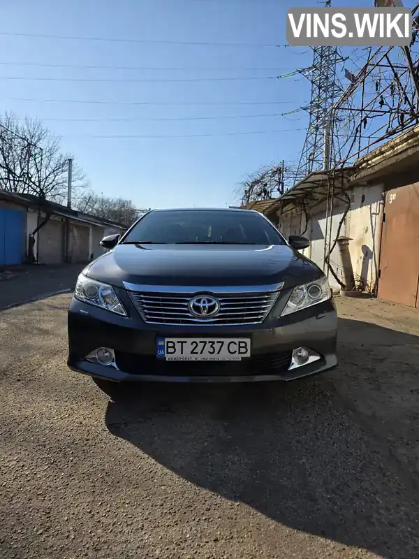 Седан Toyota Camry 2013 2.49 л. Автомат обл. Одеська, Одеса - Фото 1/21