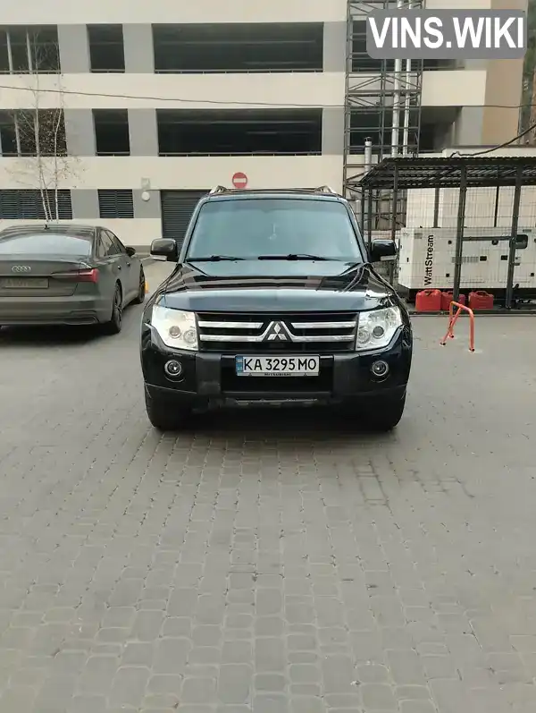 Позашляховик / Кросовер Mitsubishi Pajero 2009 3.2 л. Автомат обл. Київська, Київ - Фото 1/14