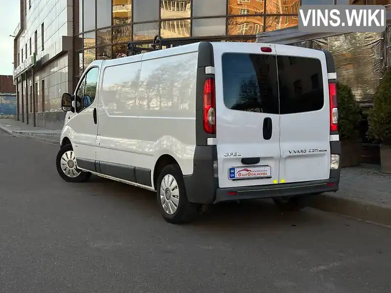 W0LF7B1BECV633219 Opel Vivaro 2012 Мінівен 2 л. Фото 4