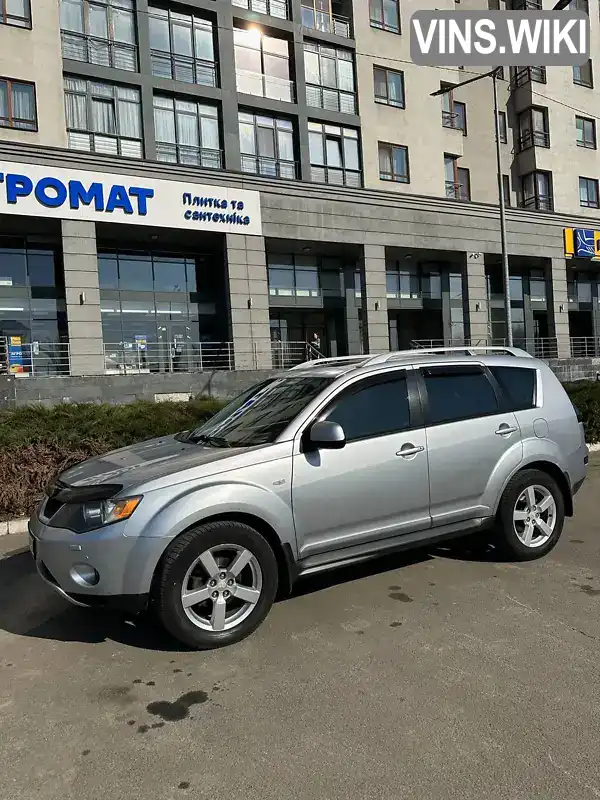 JMBXTCW5W9Z004087 Mitsubishi Outlander 2009 Позашляховик / Кросовер 2.36 л. Фото 2