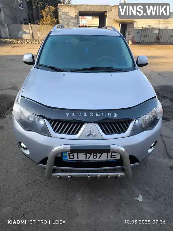 JMBXTCW5W8Z014079 Mitsubishi Outlander 2008 Позашляховик / Кросовер 2.36 л. Фото 2