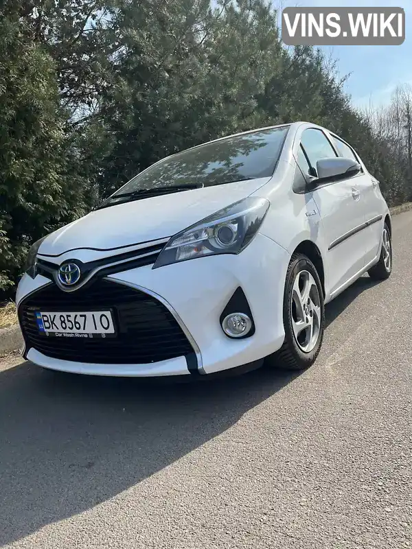 Хетчбек Toyota Yaris 2016 1.5 л. Автомат обл. Рівненська, Рівне - Фото 1/17