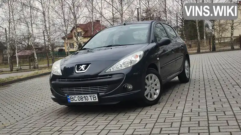 VF32MKFT0BY079789 Peugeot 206 2011 Хетчбек 1.36 л. Фото 9