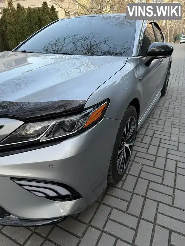 Седан Toyota Camry 2018 2.5 л. Вариатор обл. Одесская, Одесса - Фото 1/3