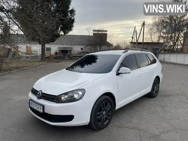 Универсал Volkswagen Golf 2010 1.6 л. Ручная / Механика обл. Ровенская, Ровно - Фото 1/21