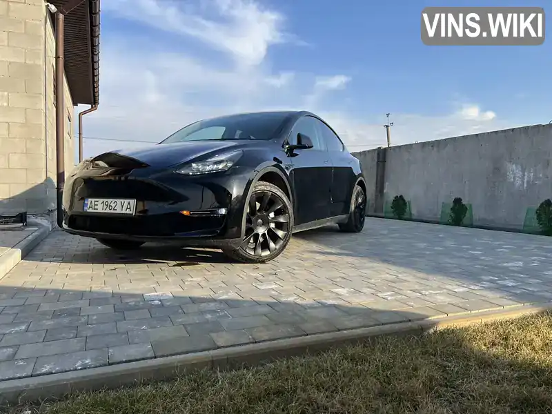 Позашляховик / Кросовер Tesla Model Y 2023 null_content л. обл. Дніпропетровська, Дніпро (Дніпропетровськ) - Фото 1/18