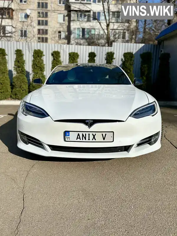 Лифтбек Tesla Model S 2018 null_content л. Автомат обл. Киевская, Киев - Фото 1/21