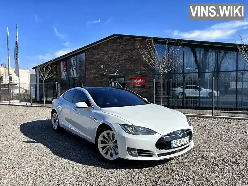 5YJSA1V26FF097950 Tesla Model S 2015 Ліфтбек  Фото 2